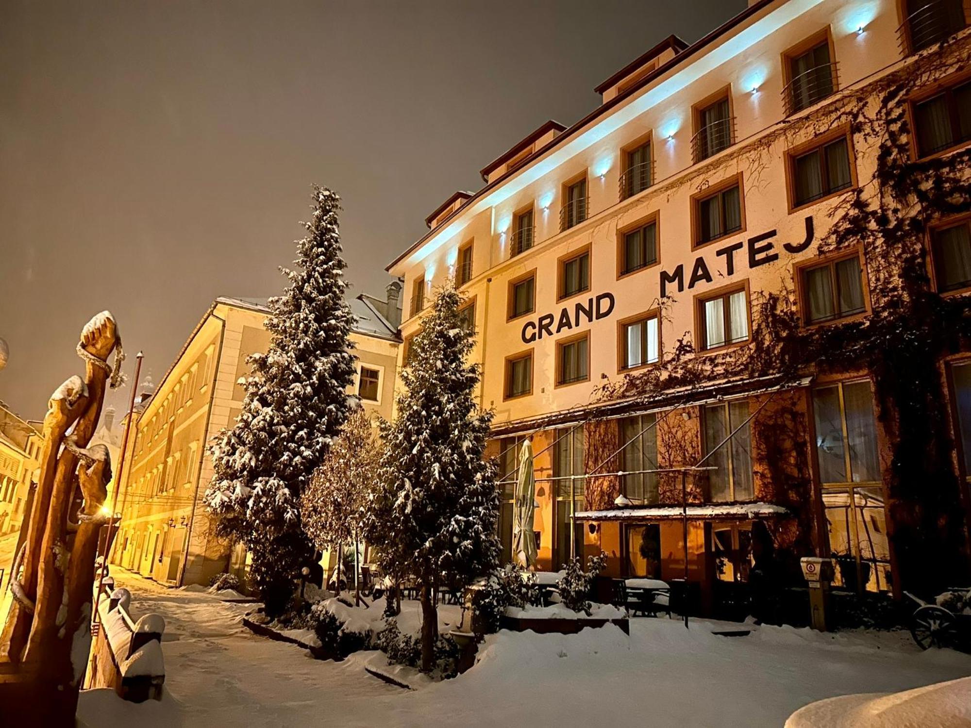 Hotel & Penzion Grand Matej Банска-Штьявница Экстерьер фото