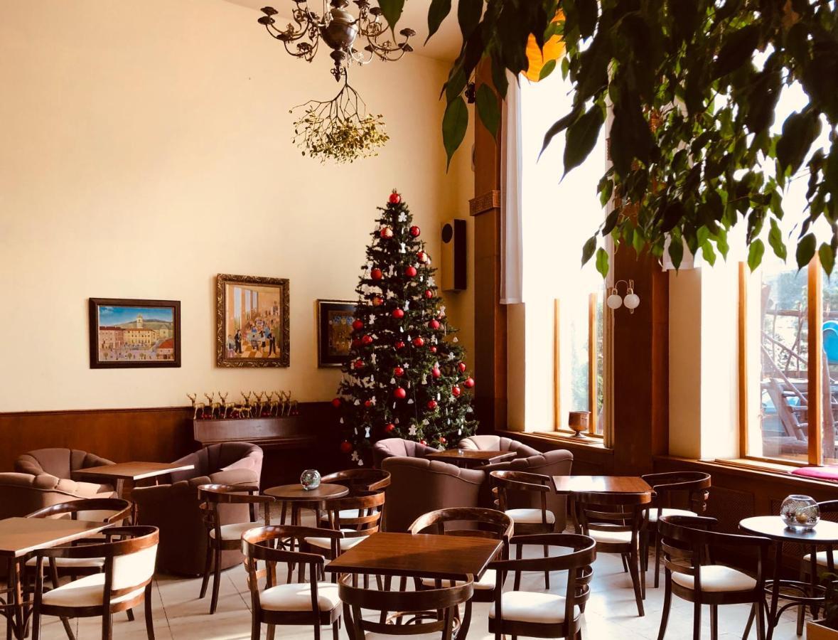 Hotel & Penzion Grand Matej Банска-Штьявница Экстерьер фото