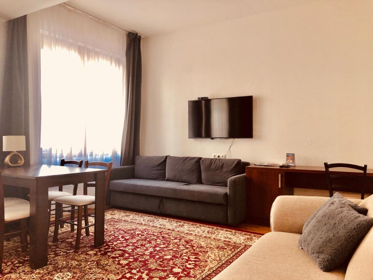 Hotel & Penzion Grand Matej Банска-Штьявница Экстерьер фото